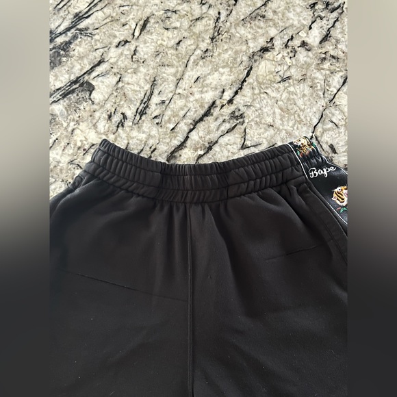 Bape Tiger Shorts - Picture 4 of 4